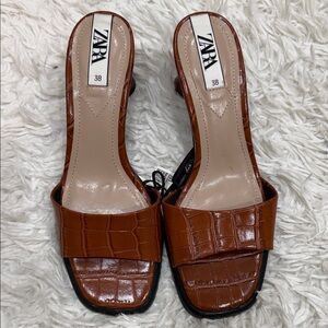 Zara Cognac Faux Croc Slide Sandals Size 7.5